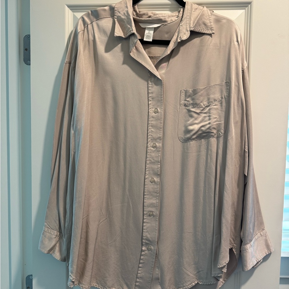 H&M Button Up Bundle - Picture 3 of 4